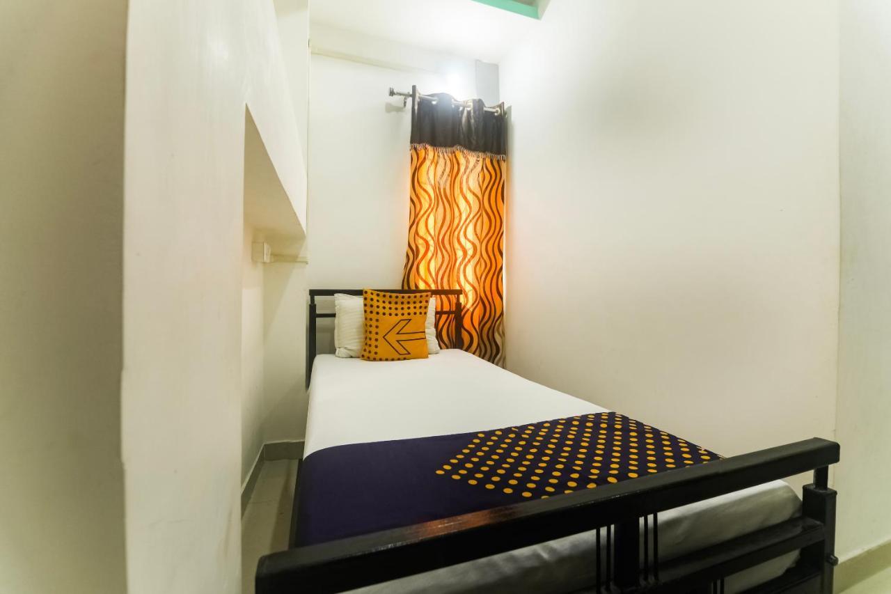 Flagship 75751 Hotel Surya Bahadrabad Екстериор снимка
