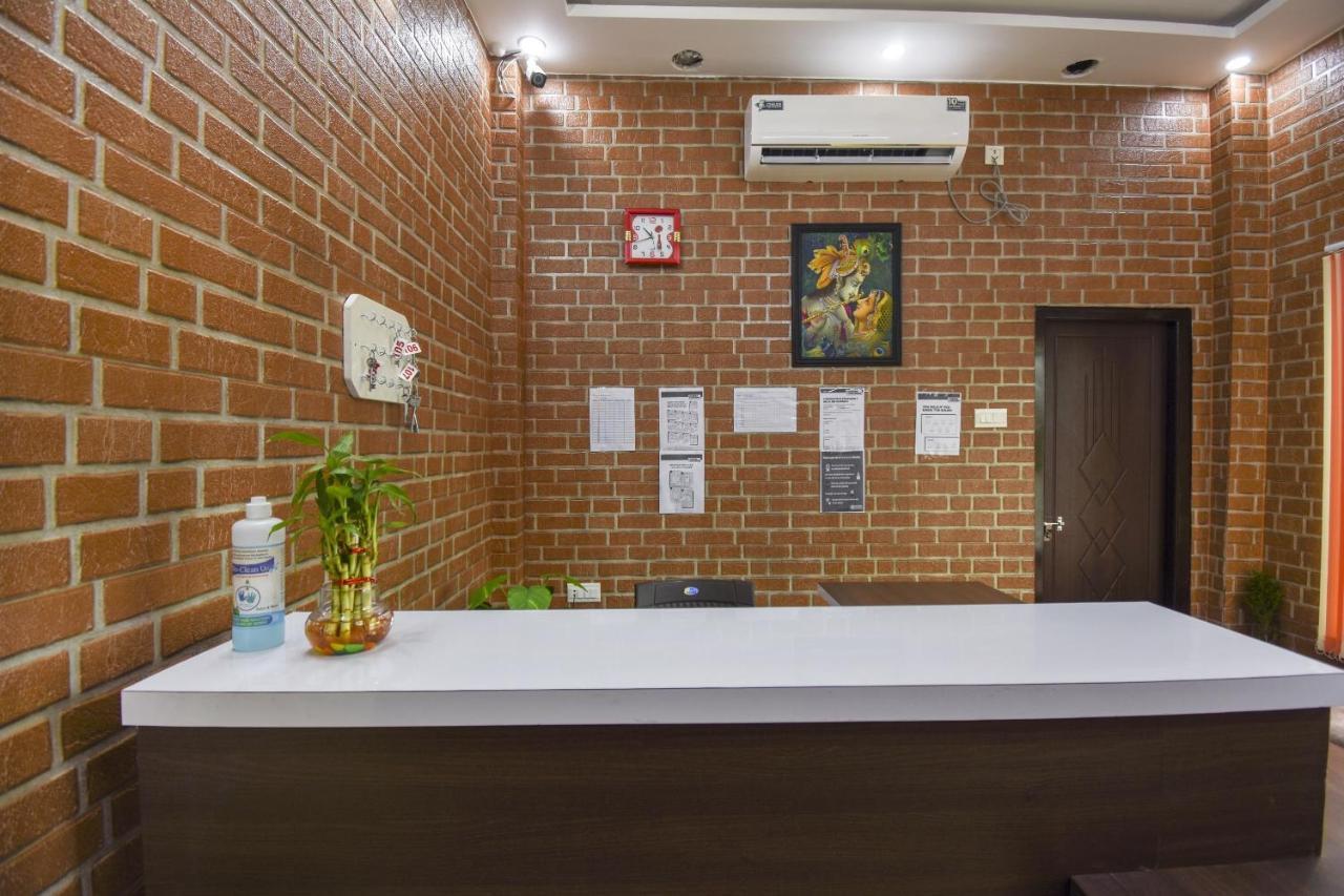 Flagship 75751 Hotel Surya Bahadrabad Екстериор снимка