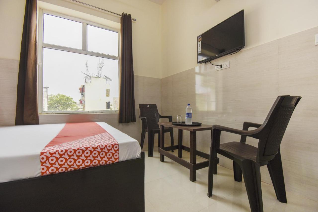 Flagship 75751 Hotel Surya Bahadrabad Екстериор снимка