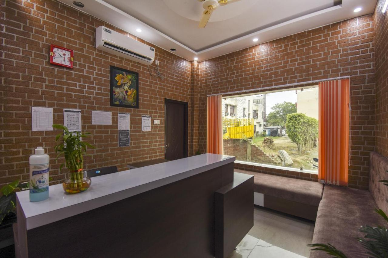 Flagship 75751 Hotel Surya Bahadrabad Екстериор снимка