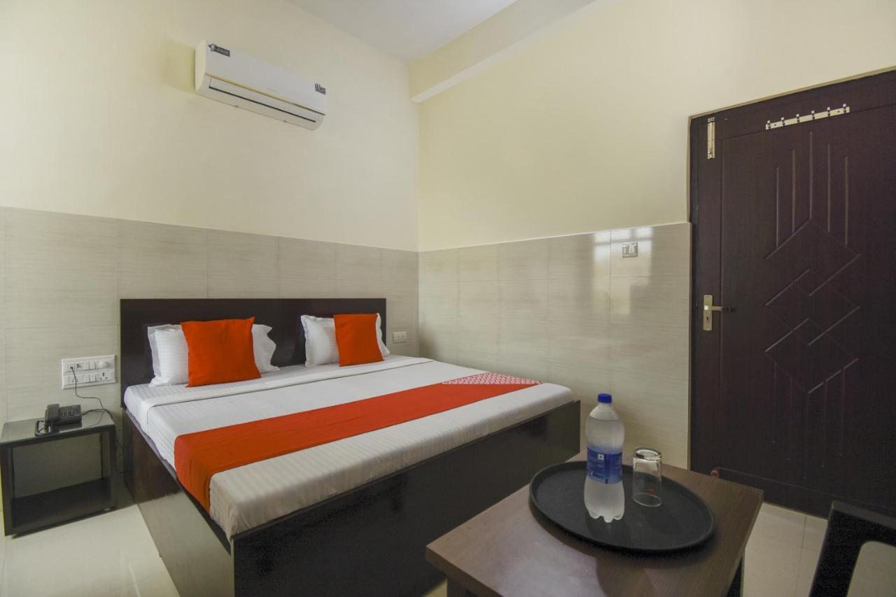 Flagship 75751 Hotel Surya Bahadrabad Екстериор снимка