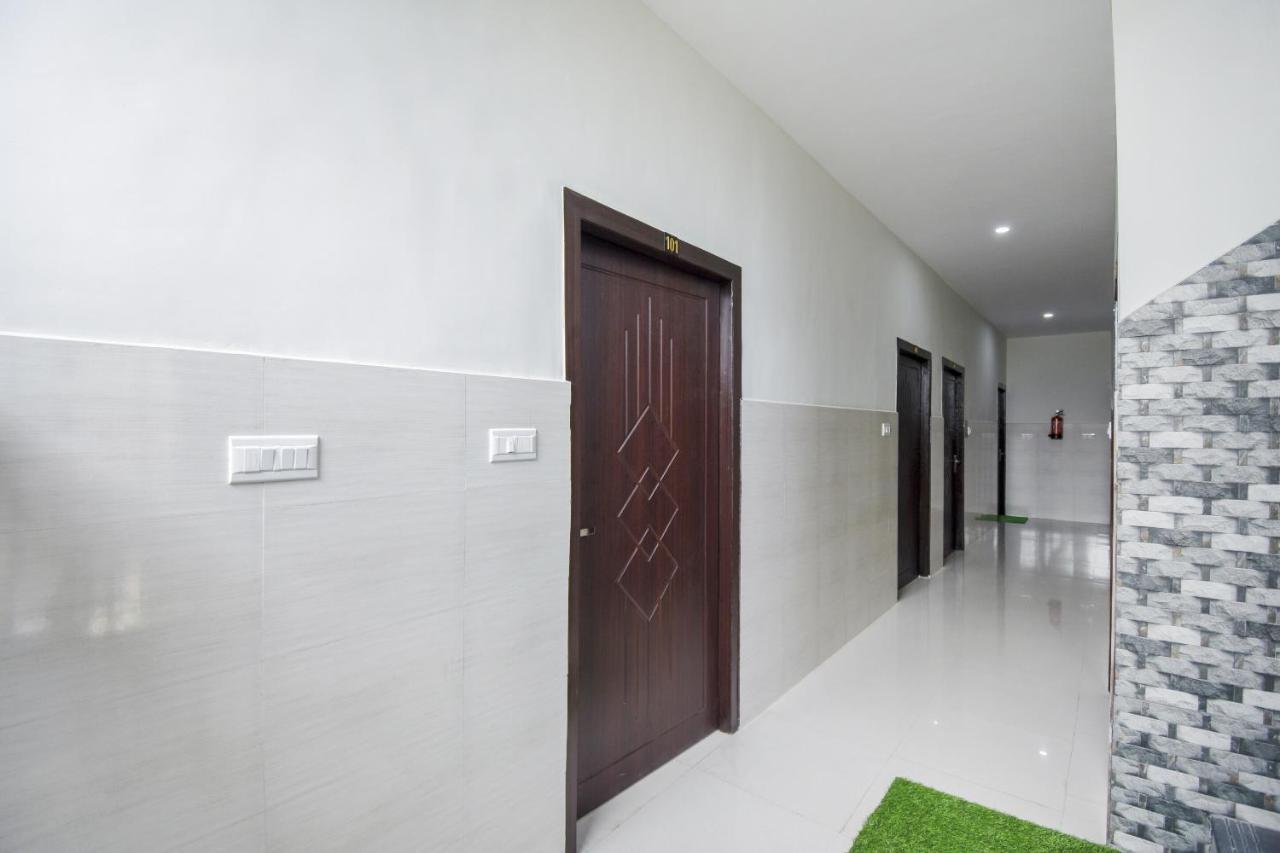 Flagship 75751 Hotel Surya Bahadrabad Екстериор снимка